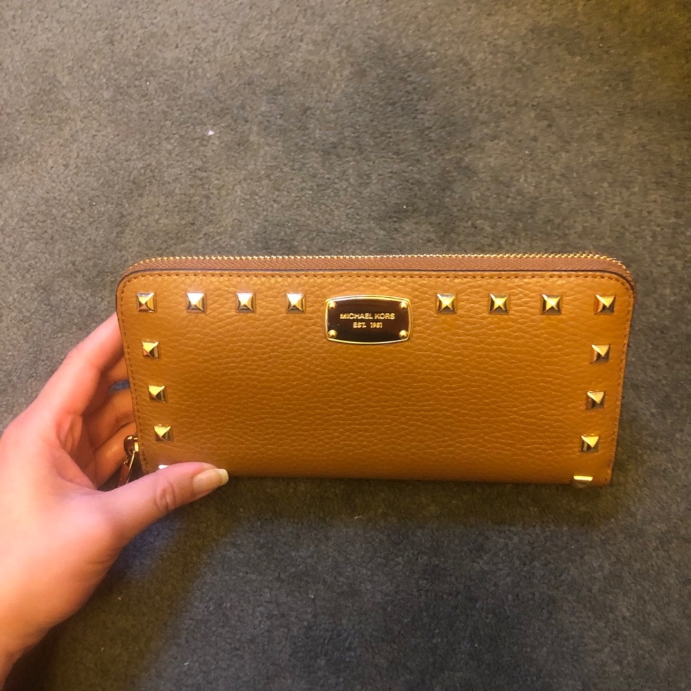 Michael Kors wallet